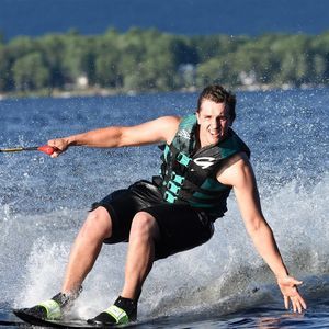 Meet your Posher, Adam